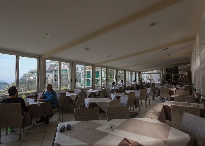 Hills Амальфи