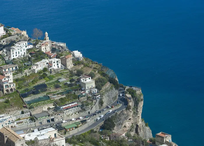 Апарт-отель Hills 4*