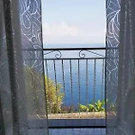 Hills Aparthotel