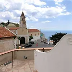 Hills Aparthotel Amalfi