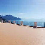 Aparthotel Hills