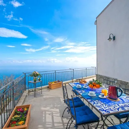 Hills Lejlighedshotel