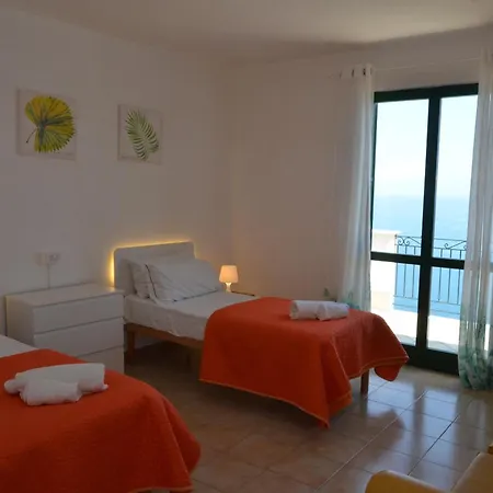 Aparthotel Hills