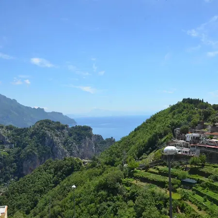 Aparthotel Hills Amalfi