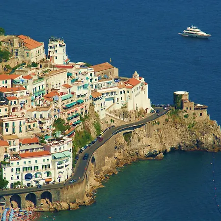 Hotel apartamentowy Hills Amalfi