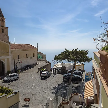 Hills 4* Амальфи