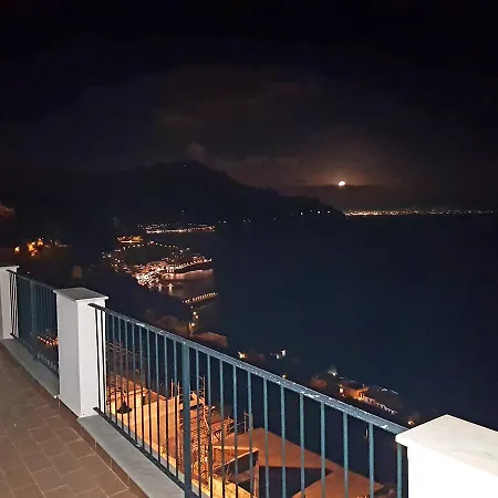 Hills Aparthotel 2*