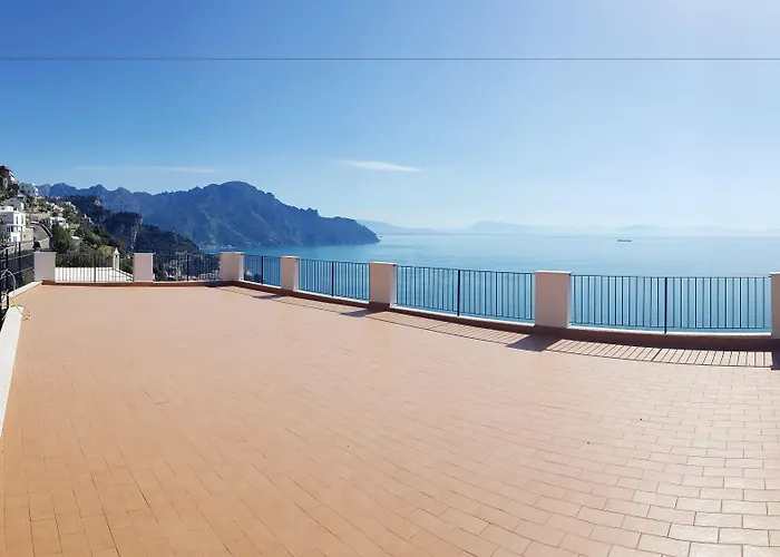 Hotel apartamentowy Hills