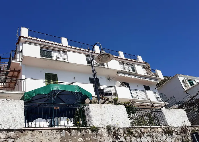 Hotel apartamentowy Hills