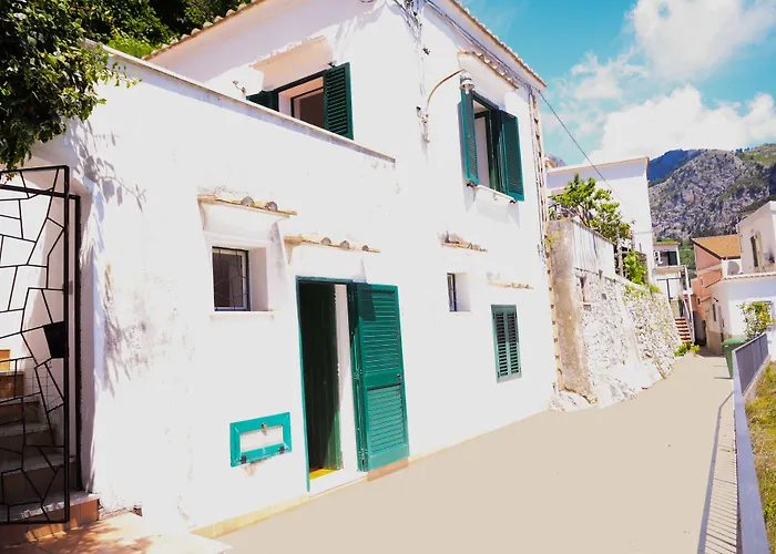 Hotel apartamentowy Hills