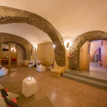 Aparthotel Hills